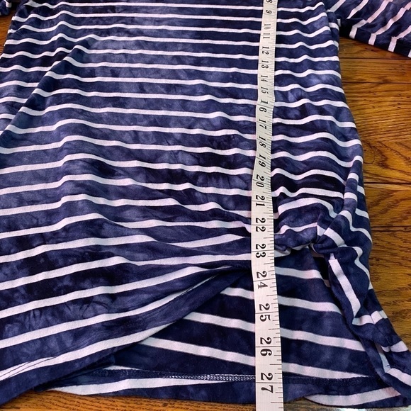 Tribal Shirt Sm. Blue & White Striped & Ti… - Picture 5 of 7
